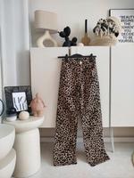 Stradivarius Jeans Gr 32 Leomuster Hose Aniimalprint Eimsbüttel - Hamburg Stellingen Vorschau