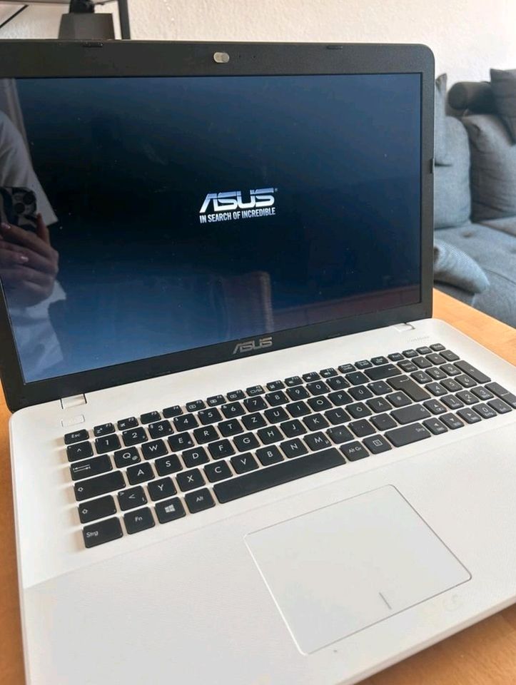Laptop Asus in Braunschweig
