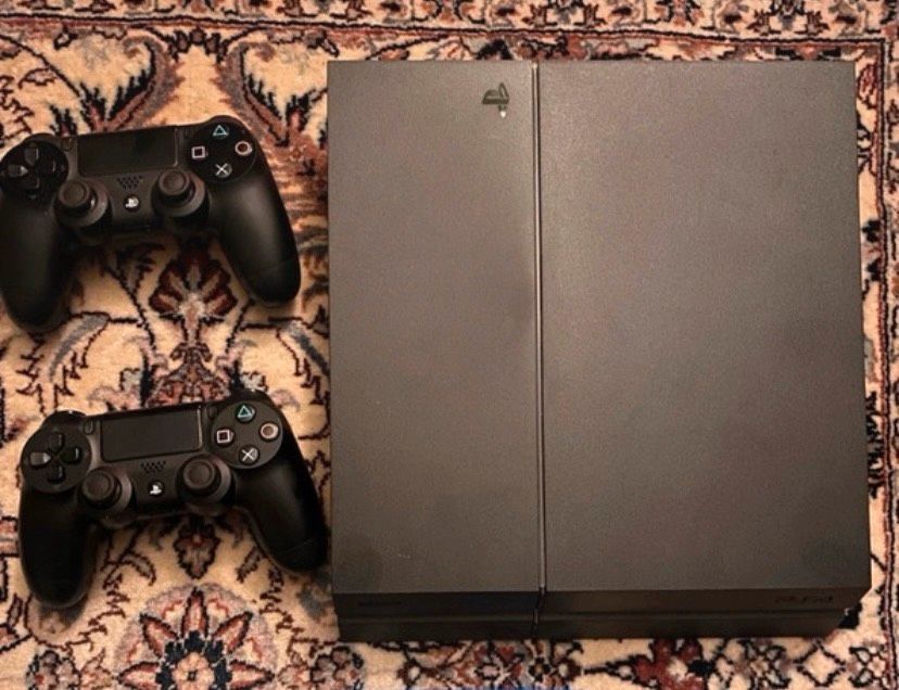PlayStation 4 - Slim - 500GB in Emsdetten