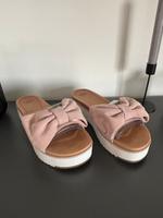 UGG Pantolette Sommer rosa - Größe 39 Hessen - Friedberg (Hessen) Vorschau