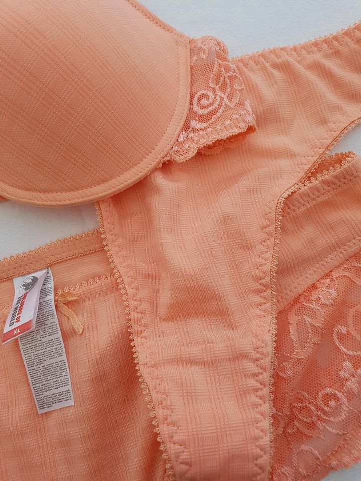 Unterwäsche Set Neu gr 85 B/ Slip Gr XL in Nauen