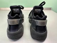 Nike HUARACHE schwarz Turnschuhe 38 Neupreis 135€ Hessen - Dietzenbach Vorschau