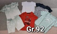 5 T-shirts und eine Kurze Hose Gr 92 Baden-Württemberg - Heilbronn Vorschau