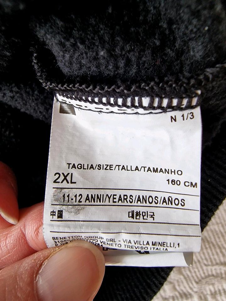 Benetton Hoodie Größe 160 2XL (158) in Neuhausen