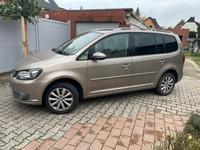 VW Touran Highline (Xenon, Panoramadach, AHK) Herzogtum Lauenburg - Geesthacht Vorschau