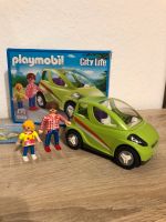 Playmobil 5569 - Kleinwagen / Auto mit Frau und Kind - komplett Schleswig-Holstein - Schmalfeld Vorschau