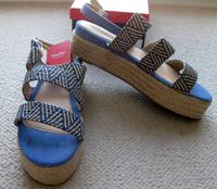 Espadrille Sandale mit Plateau Gr. 41 *Neu/OVP* Nordrhein-Westfalen - Krefeld Vorschau