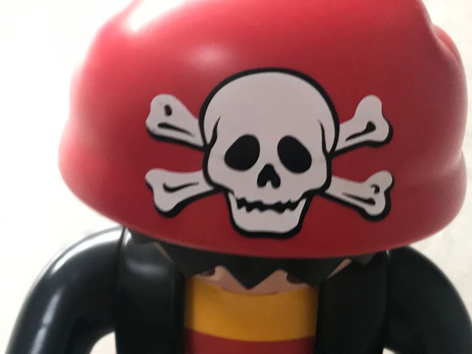 Playmobil Deko-Figur Pirat 64 cm groß in Essen
