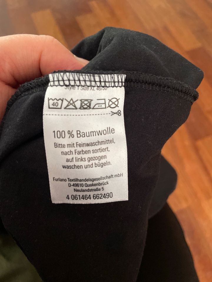 2 Bauwoll Damen Shirts Gr. 48/50 von Aldi wie neu in Troisdorf