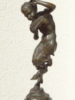 Tanzender Satyr mit Panflöte, signiert Jules Jacques Labatut Friedrichshain-Kreuzberg - Kreuzberg Vorschau