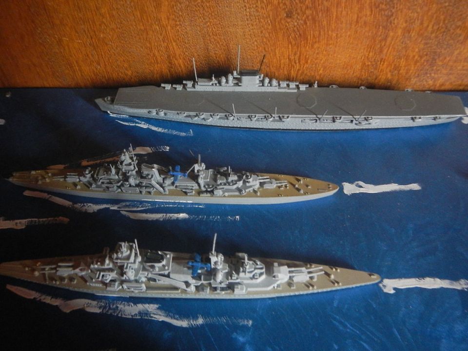 Fast die gesammte Kriegsmarine aus dem 2.Weltkrieg 1.1250. in Wensin