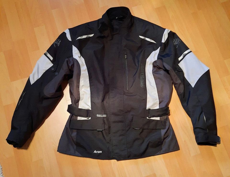 Motorrad Kombi Kleidung Zubehör Stiefel Jacke Hose Helm Bild in Wächtersbach