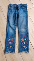 Bestickte Jeans in Größe 116 Nordrhein-Westfalen - Mönchengladbach Vorschau