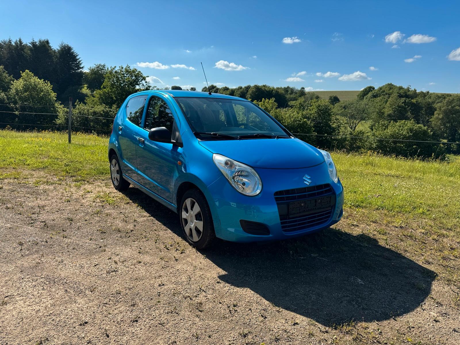 Abbildung des Autos Suzuki Alto 1.0