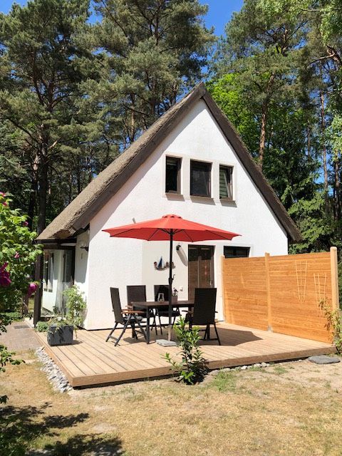 Strandnahes 4 Personen Ferienhaus am Wald in Glowe in Glowe Rügen