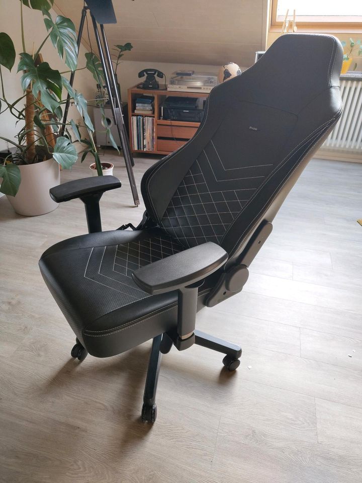 Bürostuhl Noblechairs HERO Gamingstuhl in Seelbach