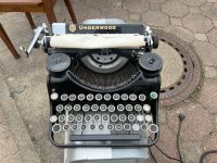 Underwood Portable Schreibmaschine im Originalkoffer made in USA Niedersachsen - Sarstedt Vorschau