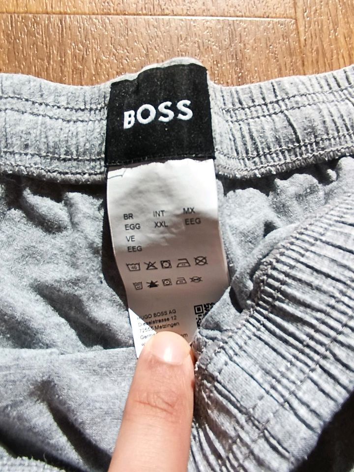 Hugo Boss (Mixed & Mash) Kurze Hose in Hamburg