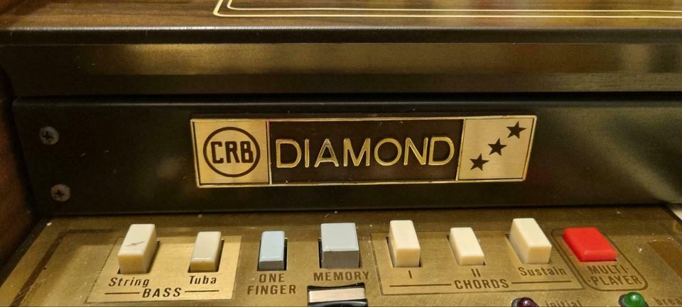 DIAMOND elektrische Orgel in Au