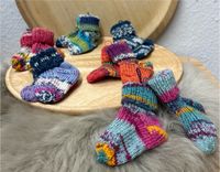 Strümpfe Socken gestrickt Baby Geburt Schurwolle Handarbeit Baden-Württemberg - Weinstadt Vorschau