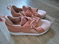 Sneaker von Puma gr.39 Nordrhein-Westfalen - Bergheim Vorschau