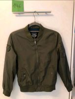 Bomberjacke Fliegerjacke Gr 146 in Khaki grün Nordrhein-Westfalen - Bönen Vorschau