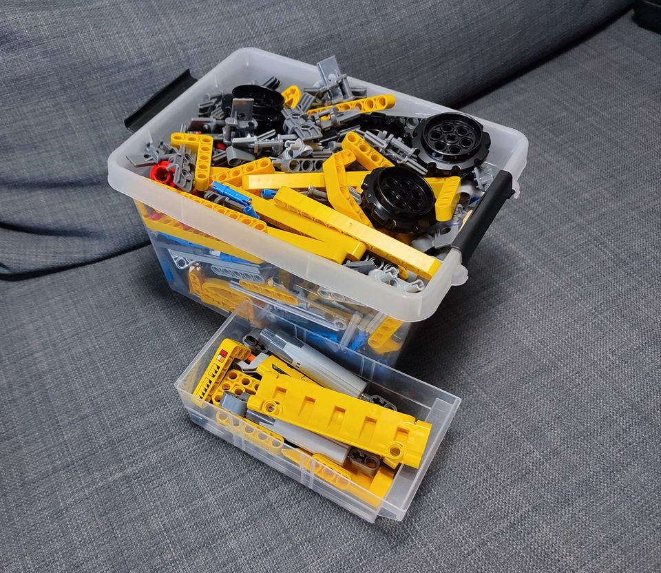 Lego Technic 42006 Raupenbagger / gereinigt, zerlegt in Kloster Lehnin
