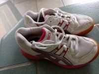 Jasics Sneakers / Hallenschuhe Gr. 32,5 Baden-Württemberg - Waldkirch Vorschau