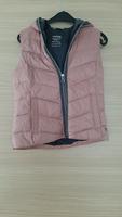 Weste Kapuzenweste Damenmode Trendmode Fashion Wintermode Bayern - Mertingen Vorschau