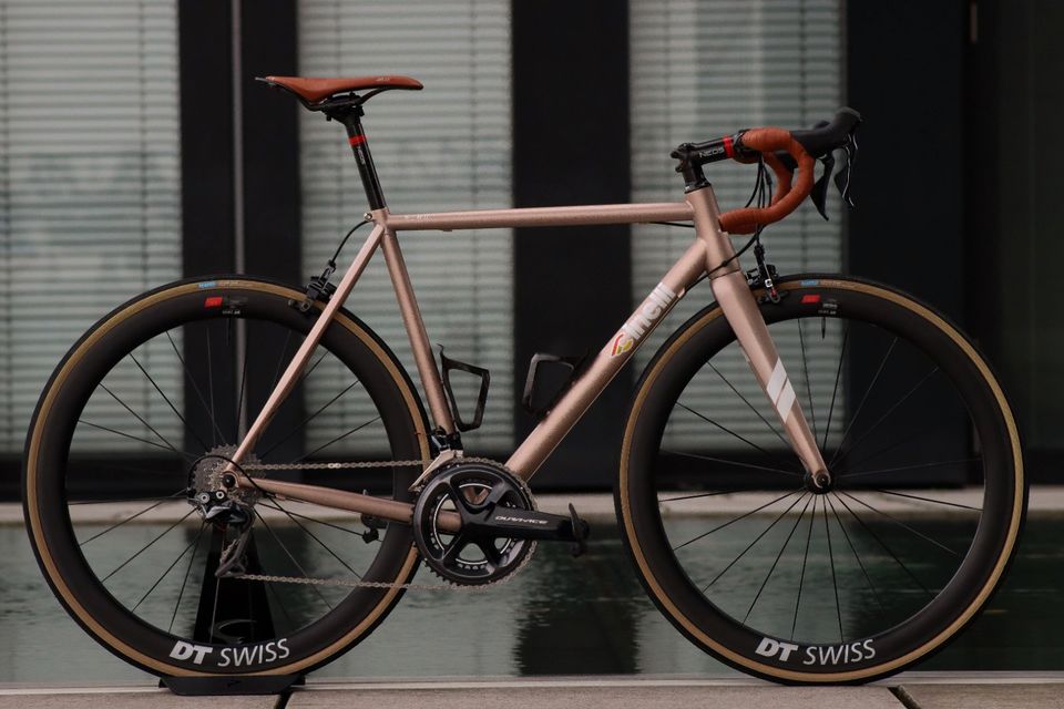 Cinelli Nemo RIM Med Dura Ace Dreambuild x Gravelhood in Düsseldorf