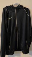Trainingsjacke mit Kapuze 3xl schwarz/gold Friedrichshain-Kreuzberg - Kreuzberg Vorschau
