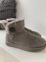 UGG Winterschuhe / Winterstiefel Hessen - Lampertheim Vorschau