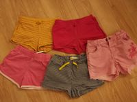 5 kurze Hosen pink Mädchen Gr 116-122 Set Bayern - Erlangen Vorschau