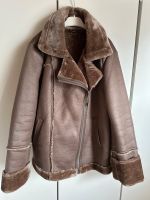 VILA: Braune vegane Lammfelljacke, Winterjacke, Lederjacke, 42/44 Nordrhein-Westfalen - Olpe Vorschau