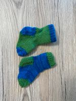 Wollsocken selbstgestrickt gestrickte Söckchen ca Größe 56 Niedersachsen - Aurich Vorschau