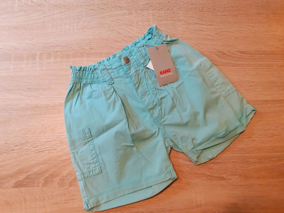 Shorts von kanz Größe 98 neu in Hausach