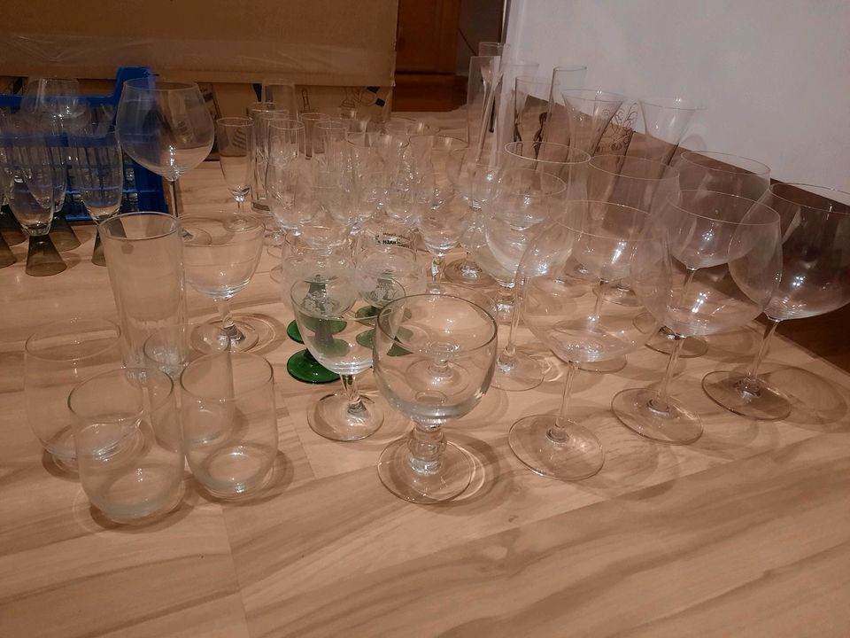 Diverse Gläser / Trinkgläser in Bretzfeld