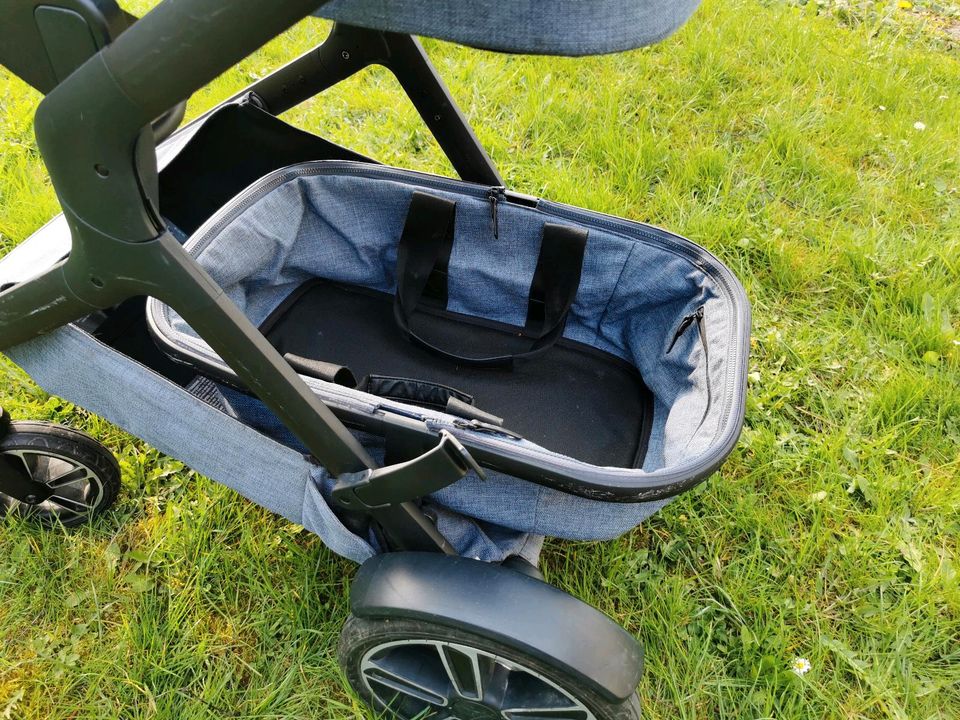 Nuna Demi Grow Kinderwagen Geschwisterwagen hellblau in Lüdenscheid