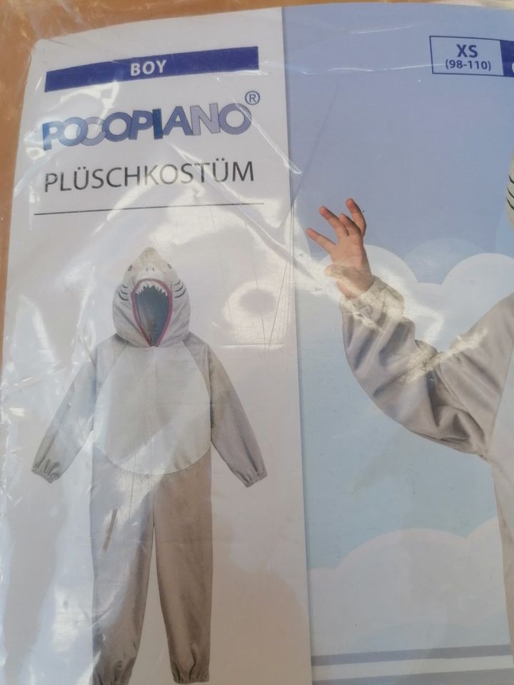 Jumpsuit Flauschiges Overall  Karneval Kostüm Hai Gr. 116 / 128 in Hamm