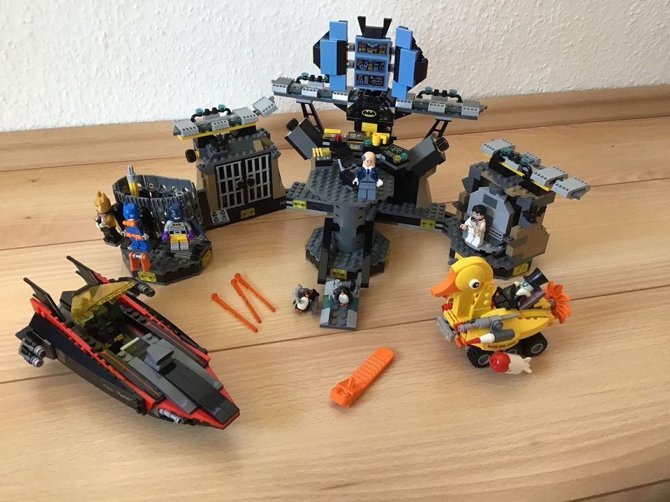 Lego Batcave- Einbruch in Neustadt in Holstein