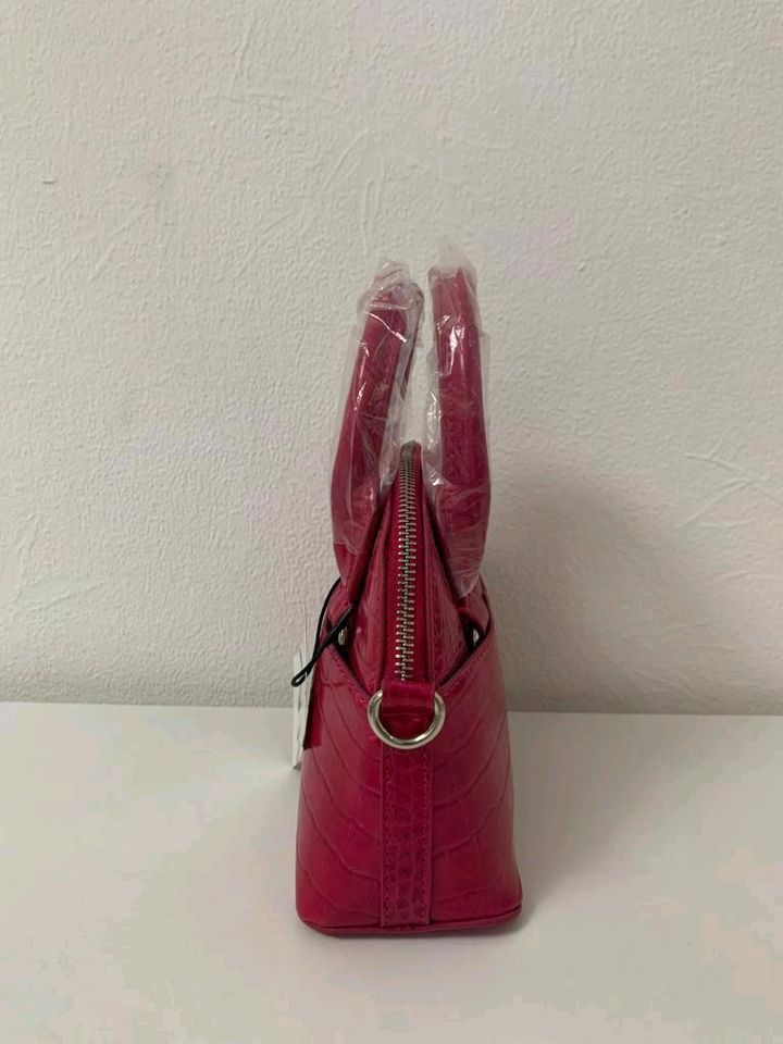 Zara tasche pink Krokodil rosa barbie mini bowlingtasche in Berlin