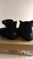 UGG Boots Schwarz Swarovski Hessen - Stadtallendorf Vorschau