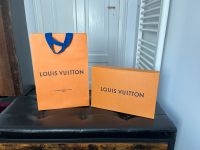 Original Louis Vuitton Geschenktüte und Box München - Au-Haidhausen Vorschau