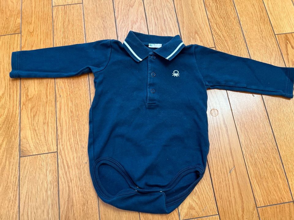 Body Poloshirt Benetton Gr 68 in Wermsdorf