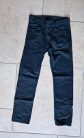 Jungen Jeans 158 H&M schwarz sehr gut erhalten Hessen - Hainburg Vorschau