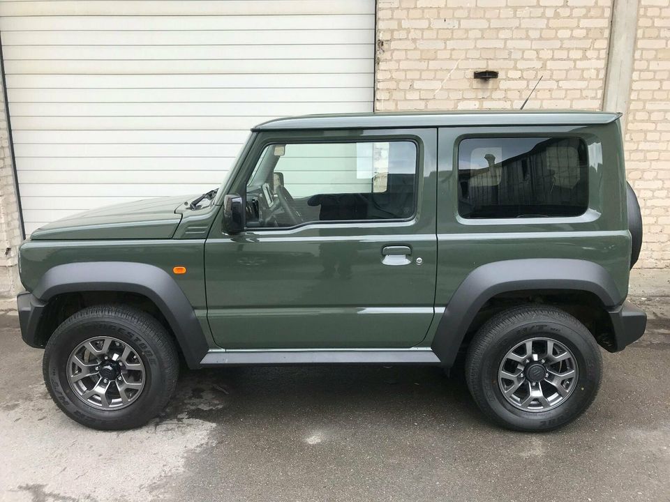 Suzuki Jimny Hohlraumversiegelung und Unterbodenschutz in Mülheim (Ruhr)