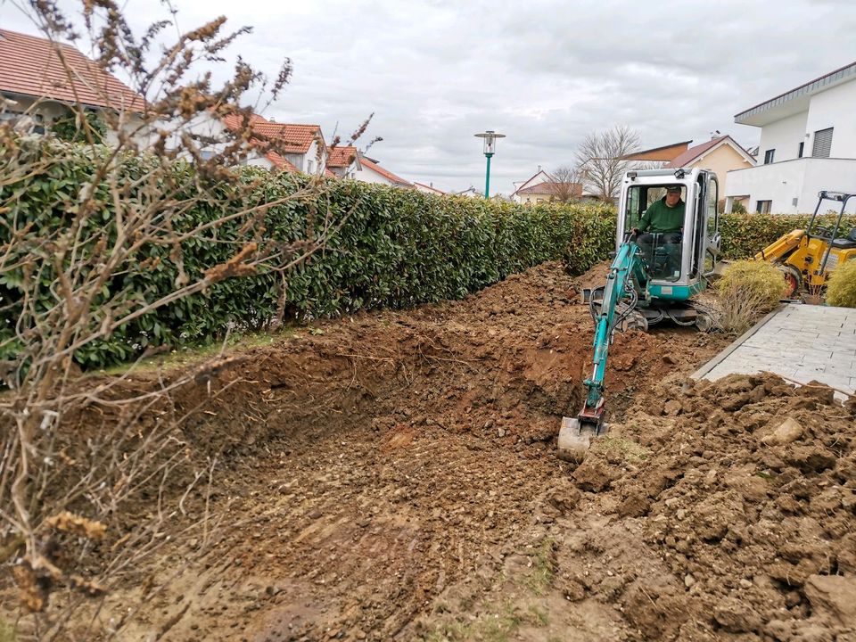 Baggerarbeiten Galabau Abbruch Landschaftsgartenbau Baugrube in Aalen