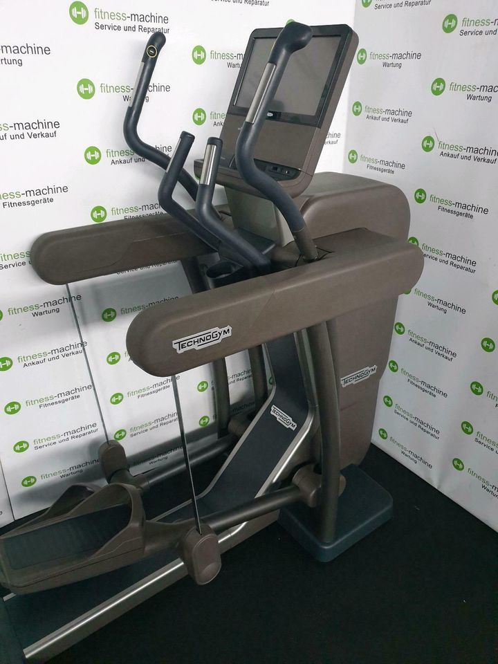 Crosstrainer Technogym Artis Vario Unity in Berlin