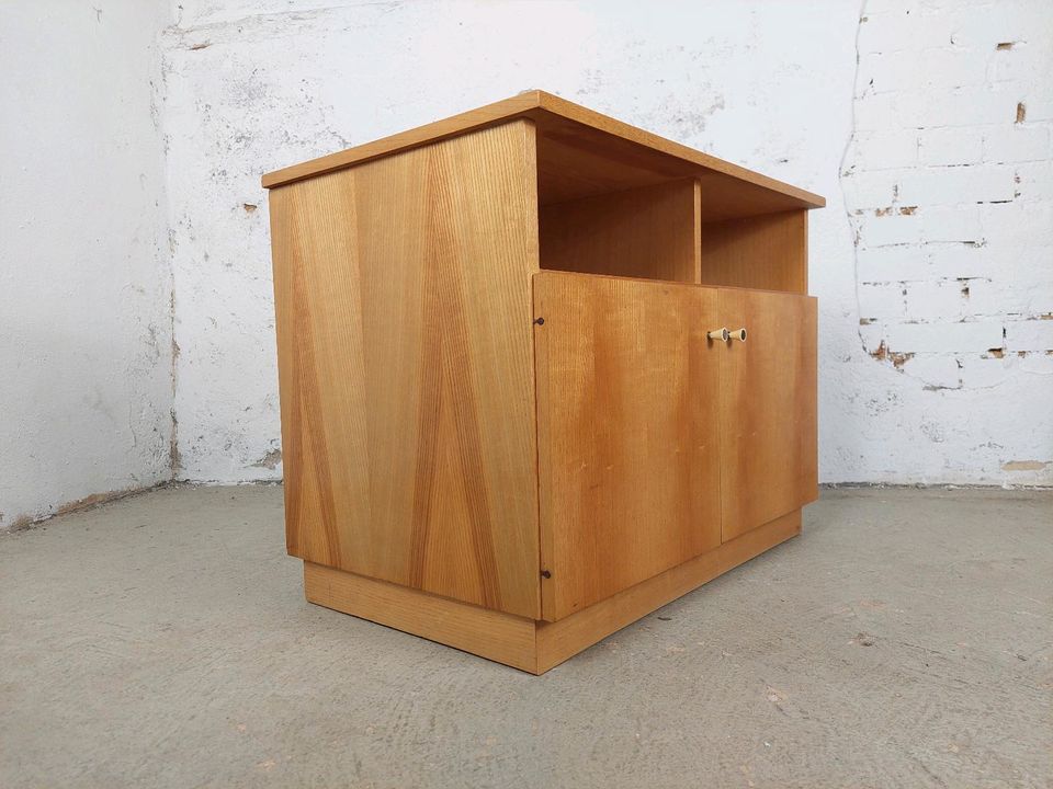 Vintage Kommode Sideboard Holzschrank 60er 70er DDR Retro in Berlin