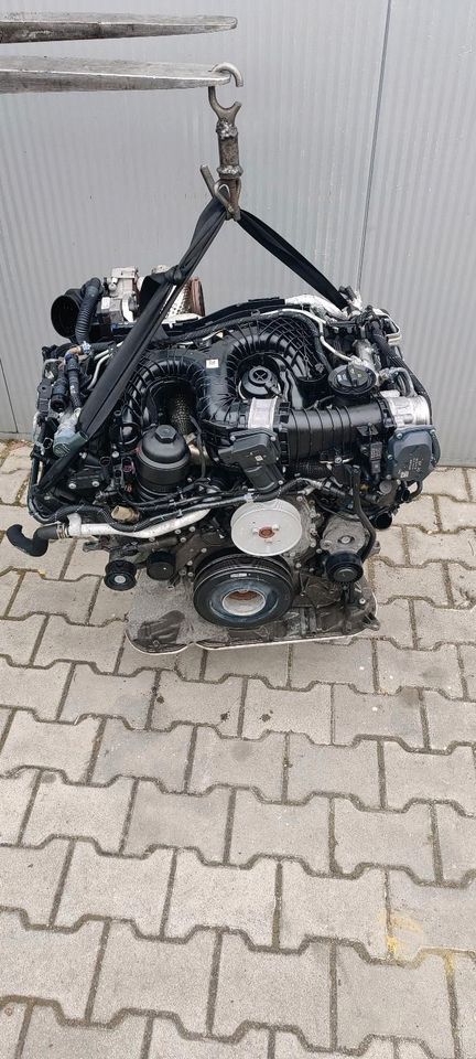 Motor CRT DDX CZV Audi A4 A5 A6 Q5 Q7 VW Amarok KOMPLETT in Neu Ulm